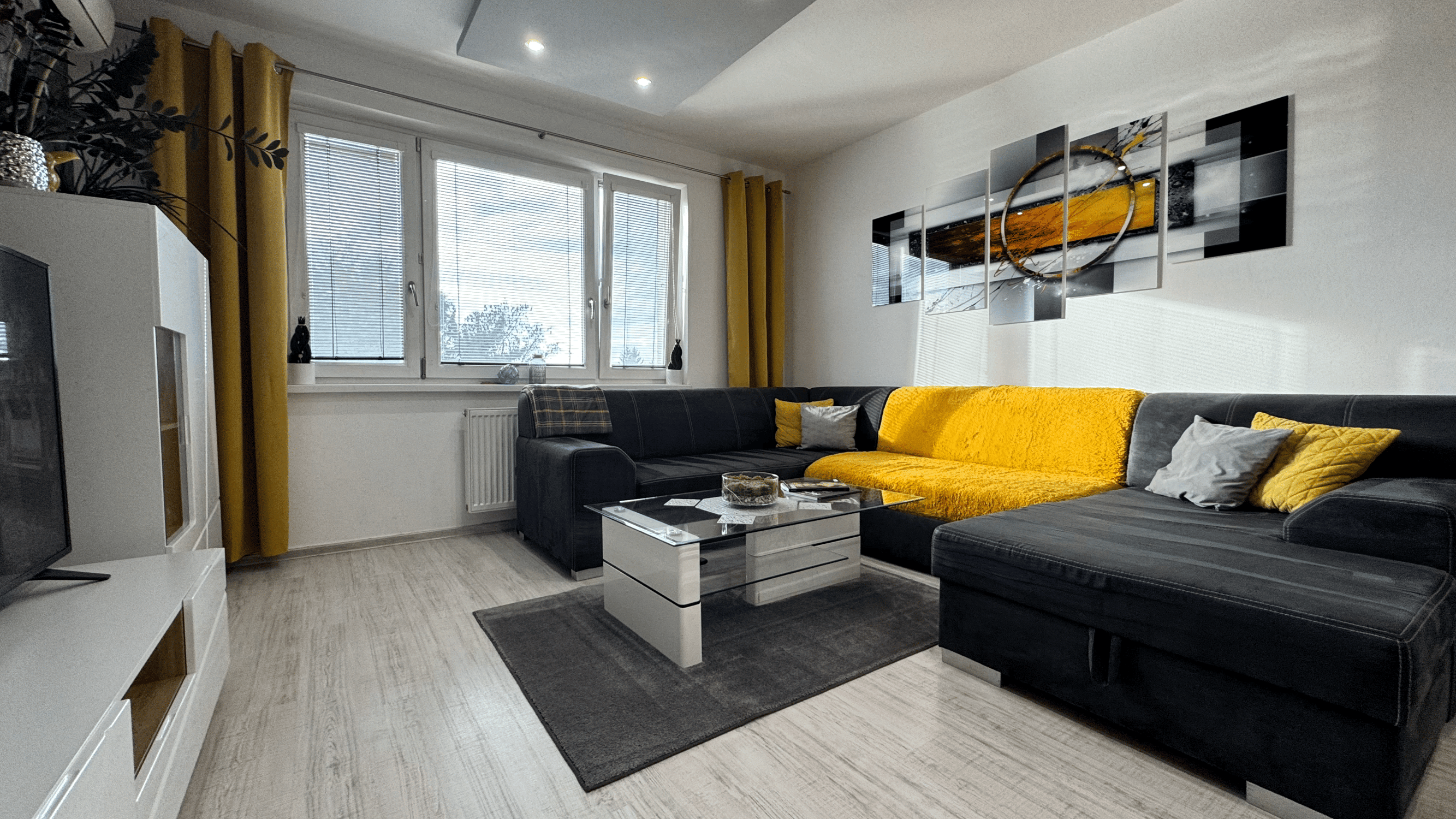 Na prenájom 2-izbový byt v Nových Zámkoch