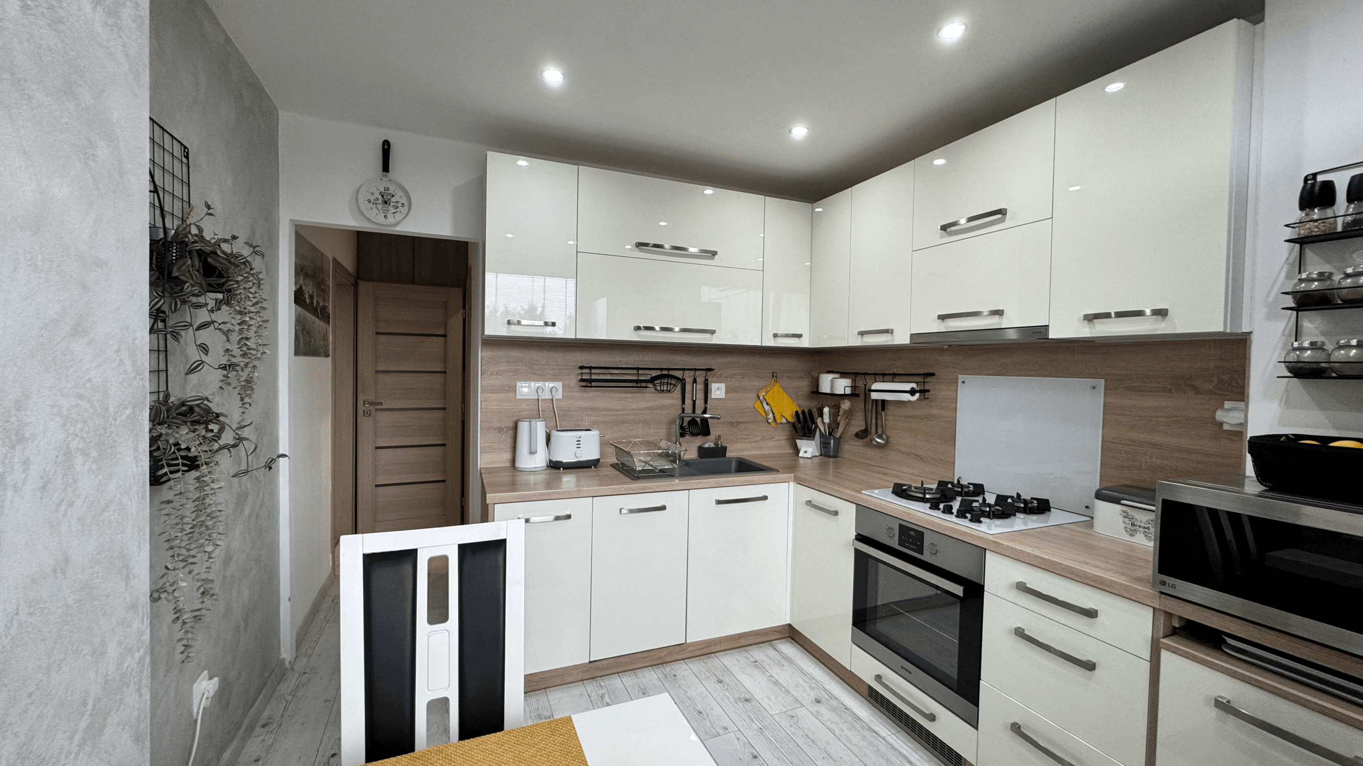 Na prenájom 2-izbový byt v Nových Zámkoch