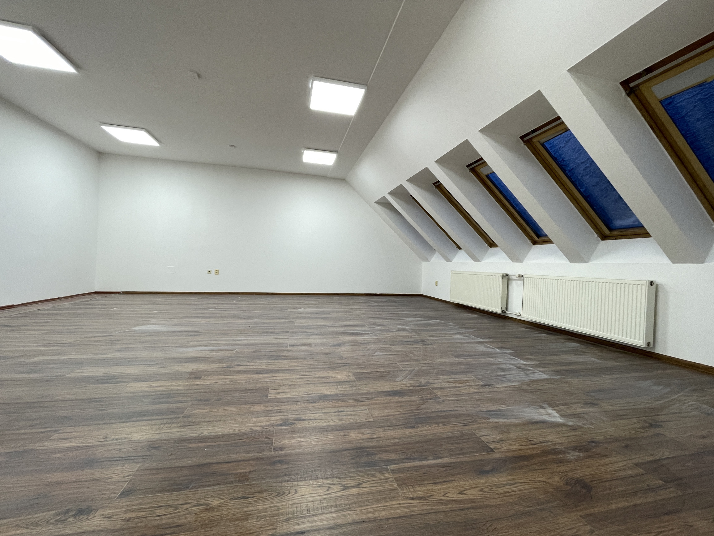 Na prenájom priestor v centre mesta Nové Zámky