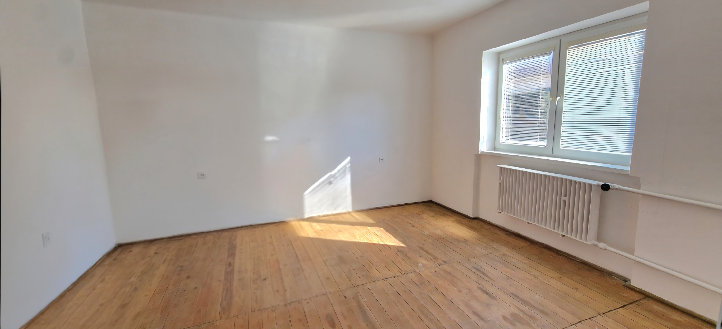 Na predaj 3-izbový rodinný dom v meste Šurany