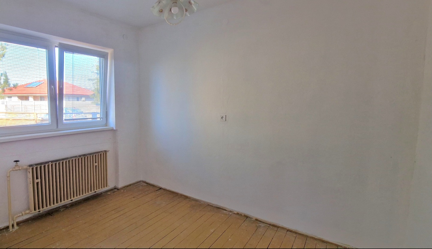 Na predaj 3-izbový rodinný dom v meste Šurany