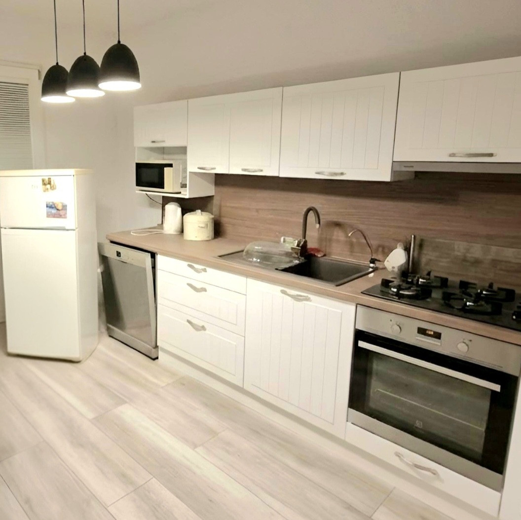 Na predaj veľký 3-izbový byt v meste Hurbanovo