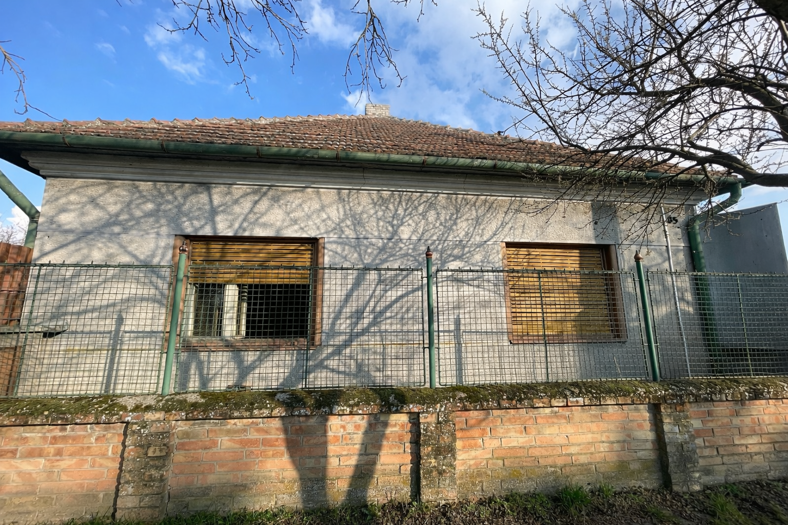 Na predaj rodinný dom v obci Dvory nad Žitavou