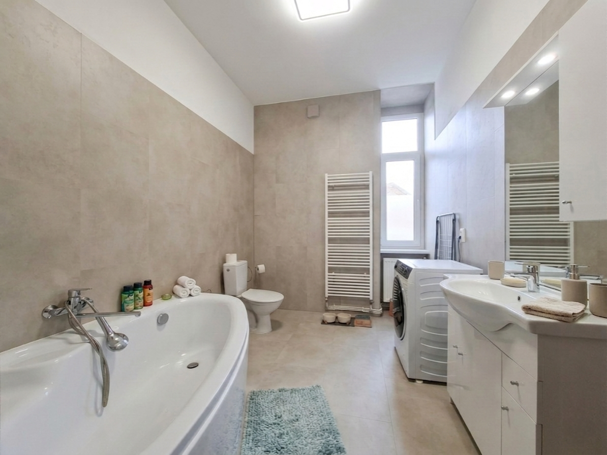 Na prenájom 2-izbový byt v meste Šurany