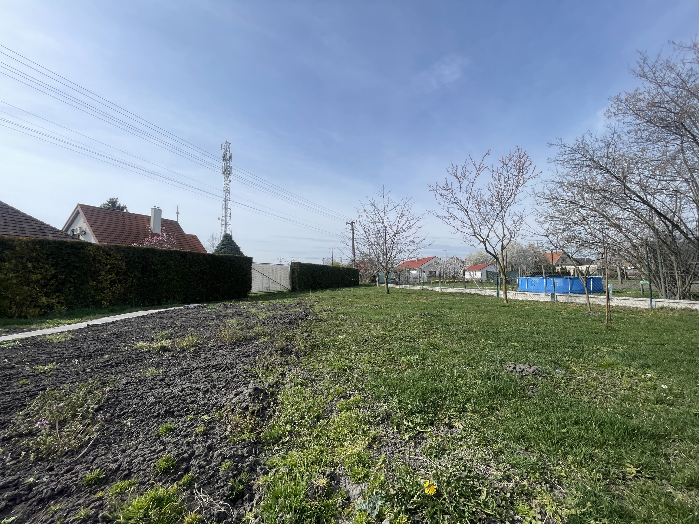 Na predaj pozemok v obci Palárikovo