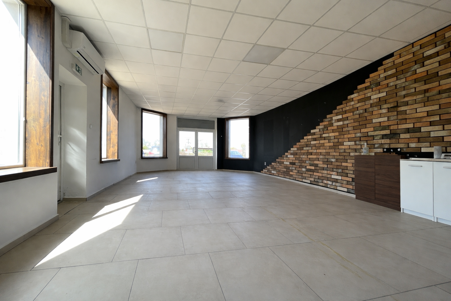 Na prenájom priestor v obci Palárikovo