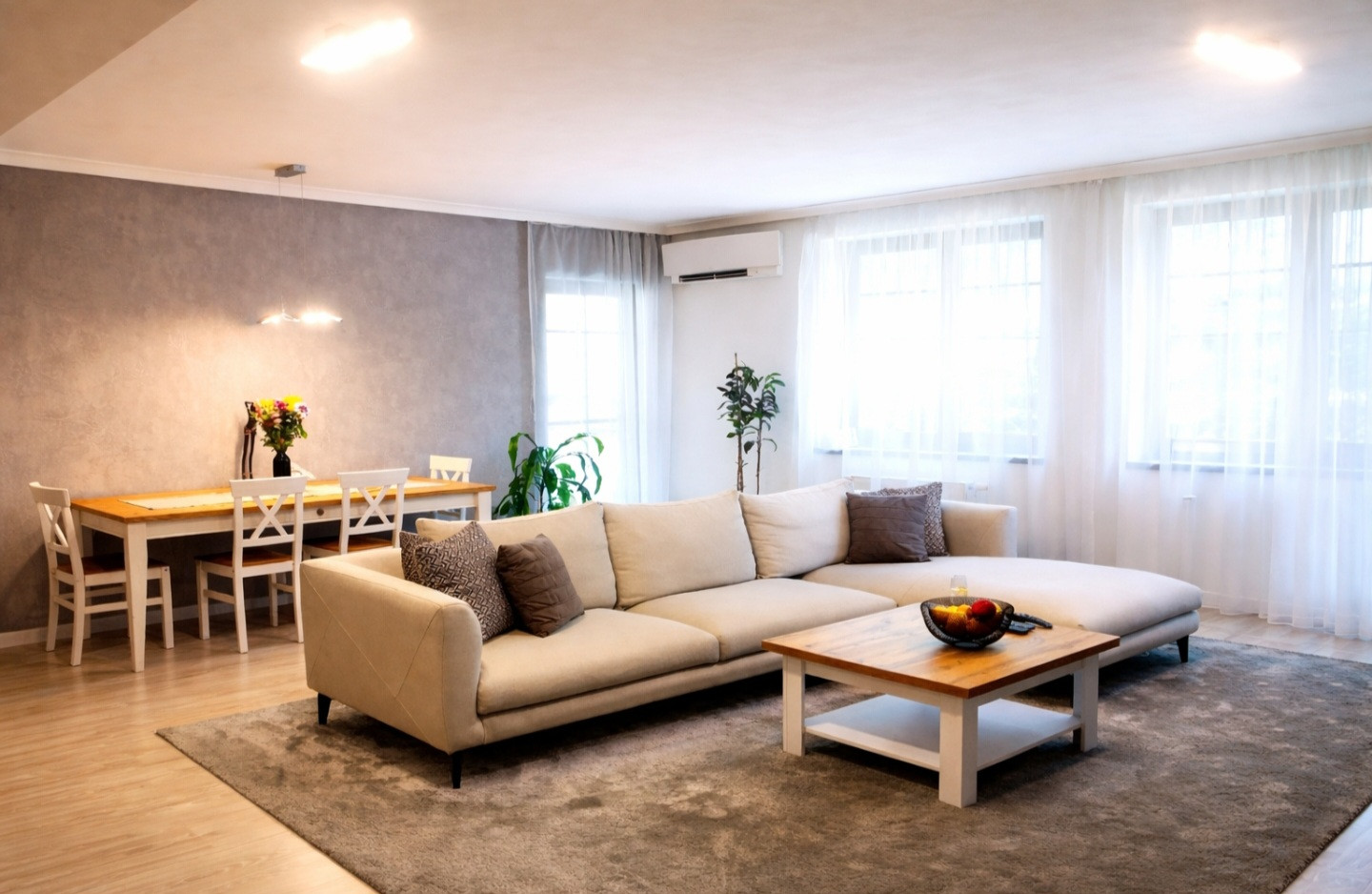 Na predaj priestranný 3-izbový byt v meste Nové Zámky