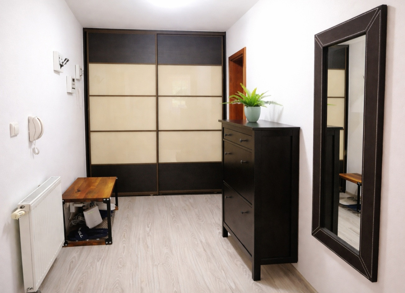 Na predaj priestranný 3-izbový byt v meste Nové Zámky