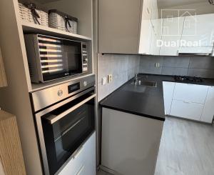 Exkluzívne na predaj 2,5-izbový byt v meste Nové Zámky