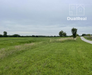 Na predaj pozemky v Hurbanove