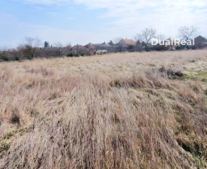 Na predaj pozemok v Patinciach