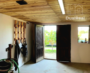 Na predaj pekný viničný domček s vinicou