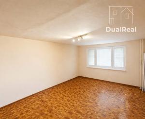 Na predaj veľký 3-izbový byt v meste Hurbanovo