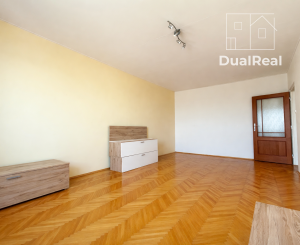 Na predaj veľký 2-izbový byt v meste Nové Zámky