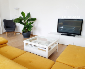 Na prenájom 2-izbový byt v meste Šurany