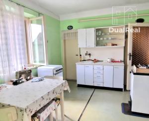 REZERVOVANÉ - Na predaj rodinný dom v obci Pribeta