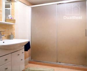 Na predaj priestranný 3-izbový byt v meste Nové Zámky