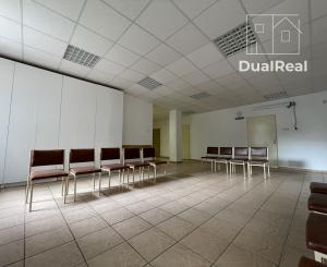 Na predaj polyfunkčná budova v meste Nové Zámky