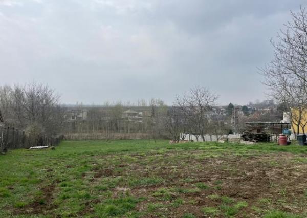 Na predaj pozemok v obci Kolta