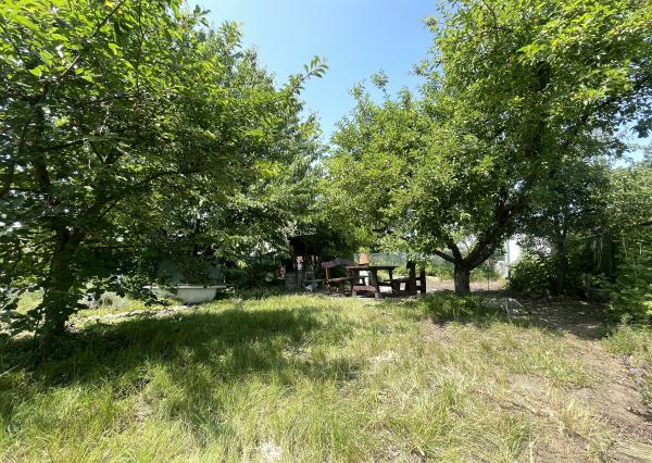 Exkluzívne na predaj záhrada za Lesoparkom Berek