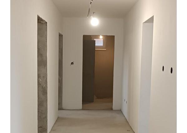 Na predaj rodinný dom - Šurany (holodom - 112m2)