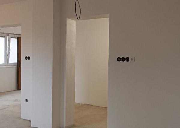 Na predaj rodinný dom - Šurany (holodom - 112m2)