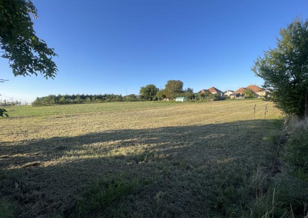 Na predaj pozemok v obci Branovo