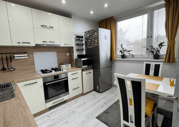 Na prenájom 2-izbový byt v Nových Zámkoch