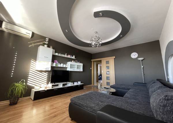 Na prenájom 3-izbový byt v meste Hurbanovo