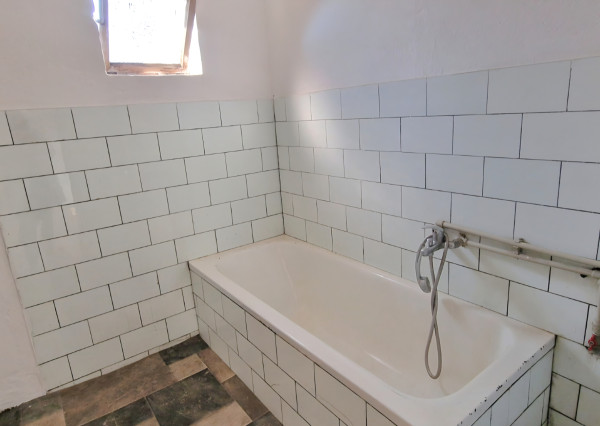 Na predaj 3-izbový rodinný dom v meste Šurany