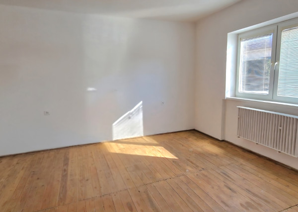 Na predaj 3-izbový rodinný dom v meste Šurany