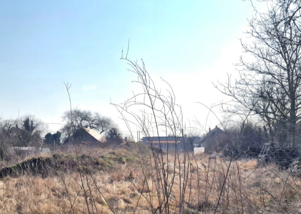 Na predaj pozemky v obci Pribeta