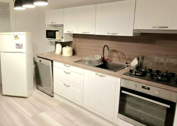 Na predaj veľký 3-izbový byt v meste Hurbanovo