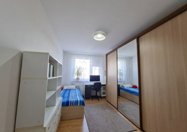 Na predaj 3-izbový byt v meste Levice