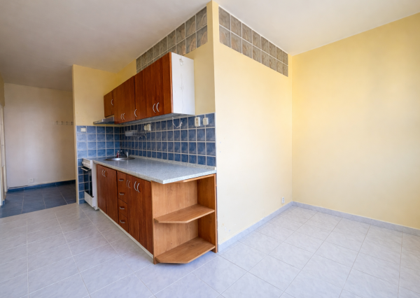 Na predaj veľký 2-izbový byt v meste Nové Zámky