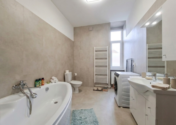 Na prenájom 2-izbový byt v meste Šurany