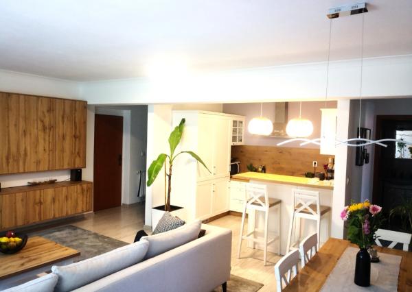 Na predaj priestranný 3-izbový byt v meste Nové Zámky