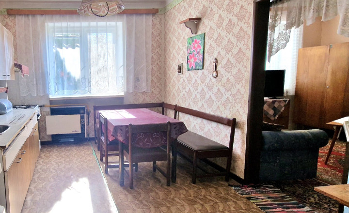 Na predaj veľký rodinný dom v obci Kolta - fotografia 5